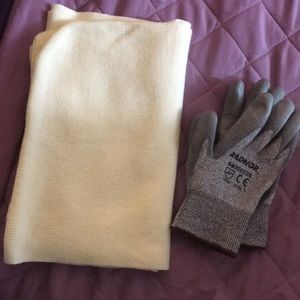 Work gloves and cream scarf